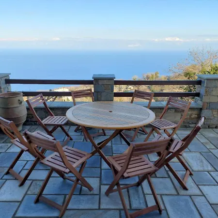 Θαλλώ Luxurious Villa Tsagkarada Exterior foto