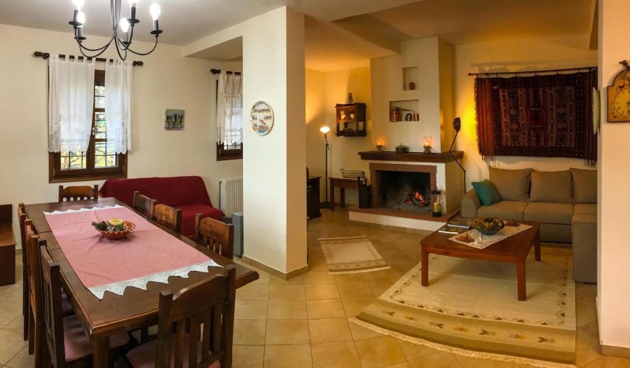 θαλλώ Luxurious Villa Tsagkarada