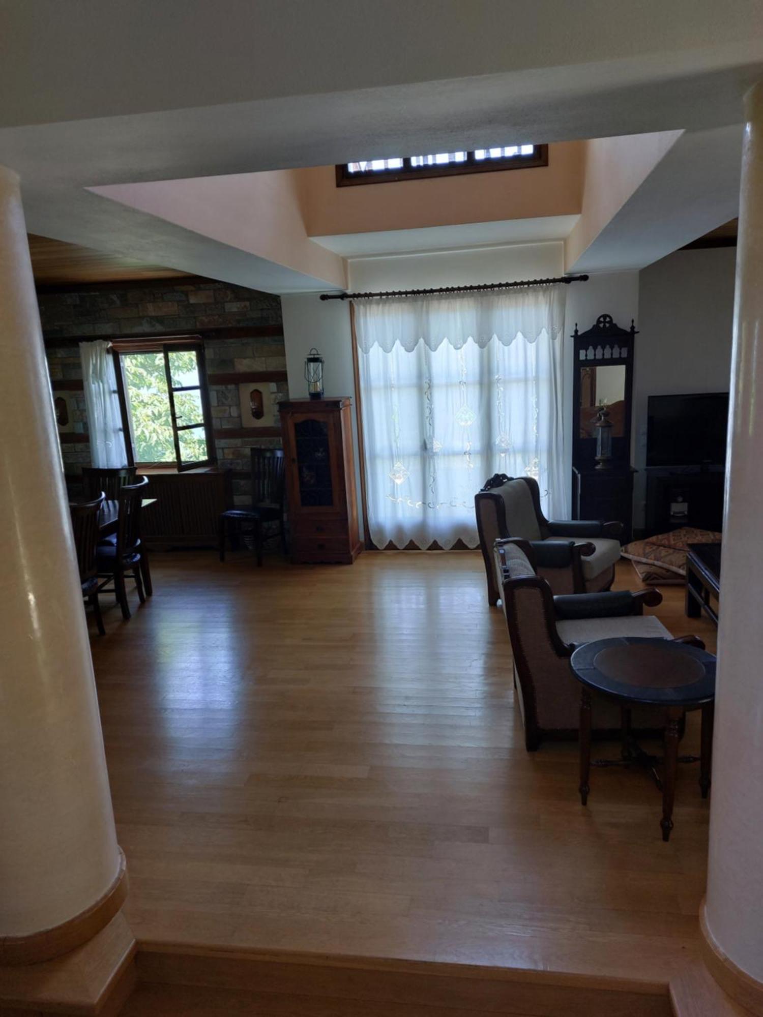 θαλλώ Luxurious Villa Tsagkarada