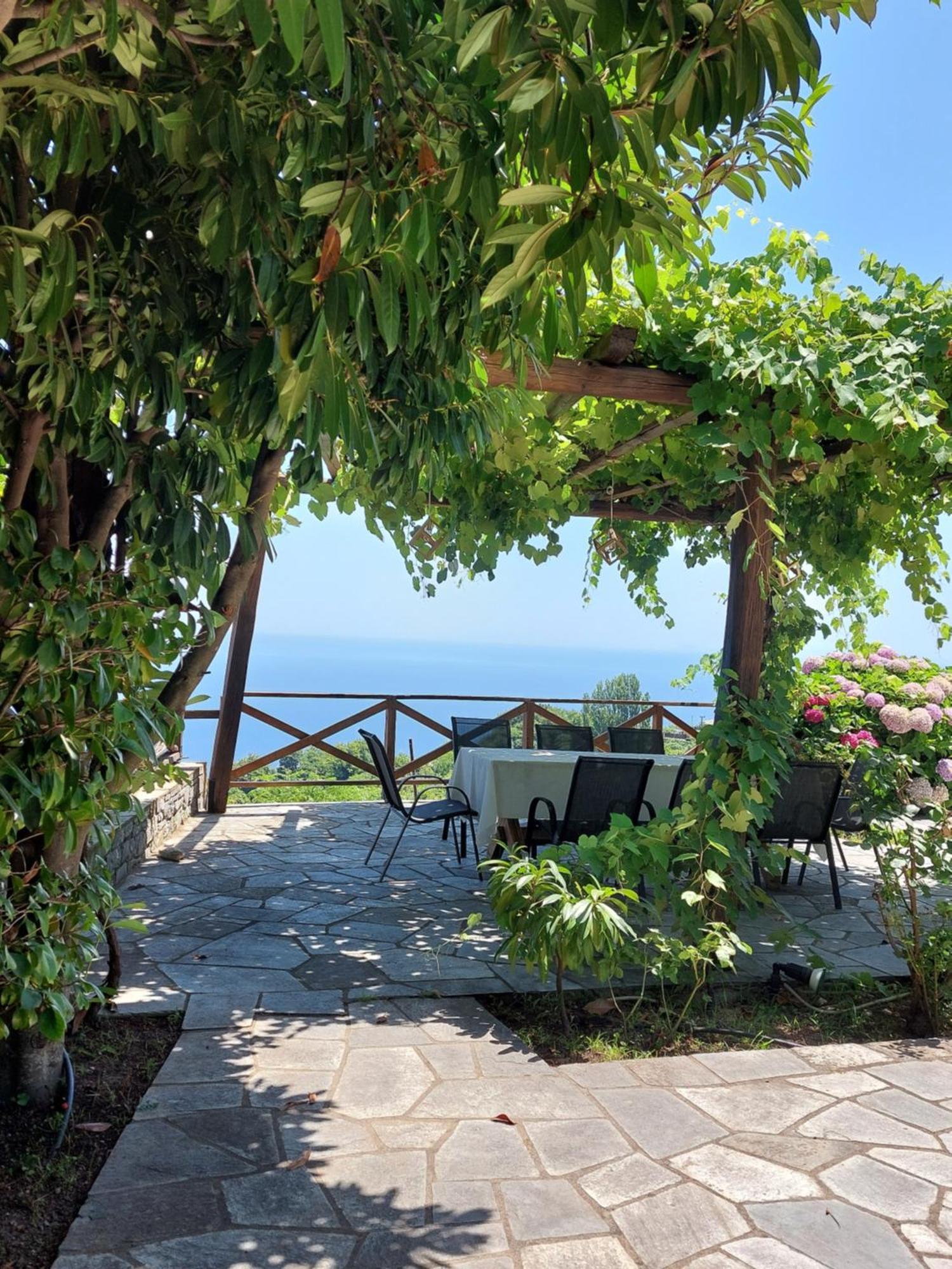 θαλλώ Luxurious Villa *