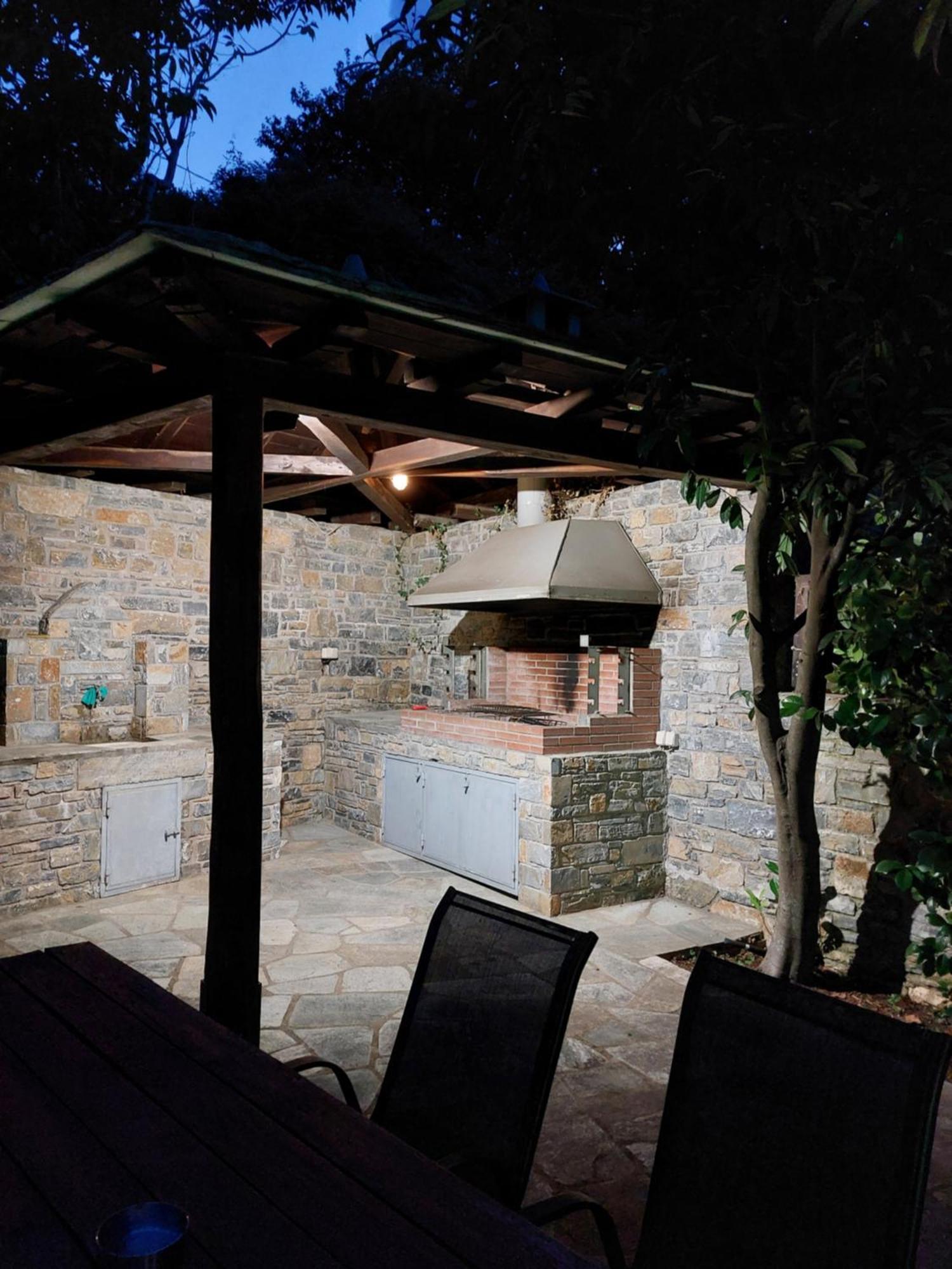 θαλλώ Luxurious Villa *
